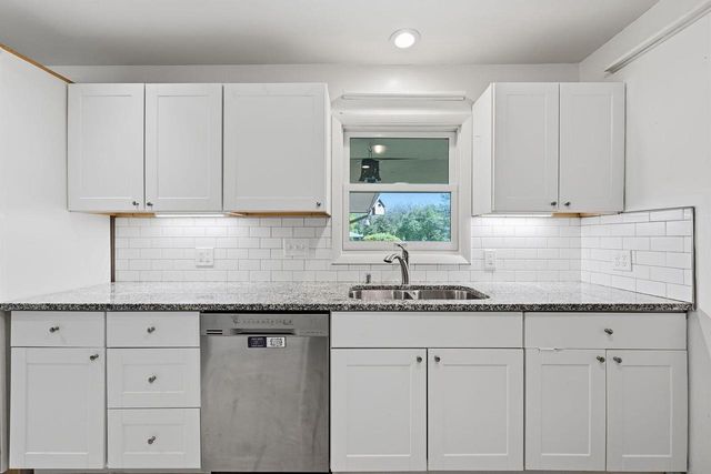 611 W Mequon ROAD, Mequon, WI 53092