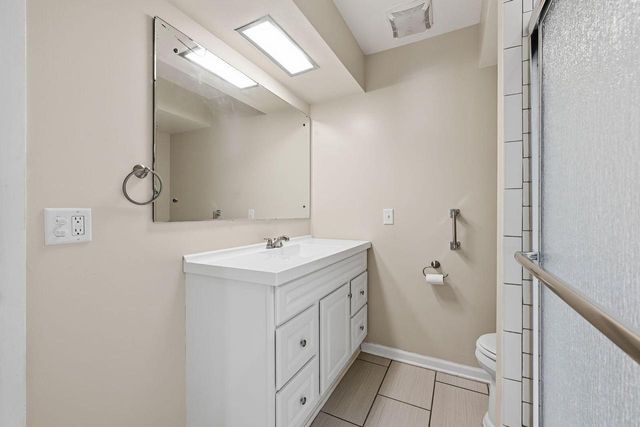 611 W Mequon ROAD, Mequon, WI 53092