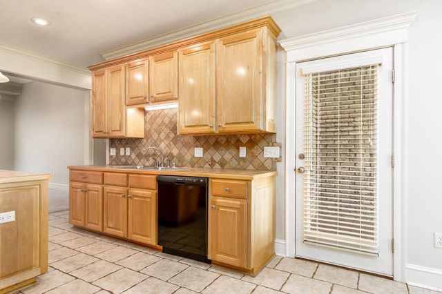 1565 DECLARATION Cove, Conway, AR 72034