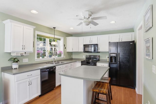1975 Middlesex Street 4, Lowell, MA 01851