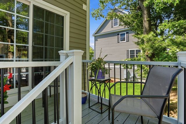 1975 Middlesex Street 4, Lowell, MA 01851