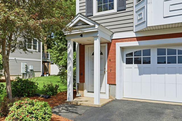 1975 Middlesex Street 4, Lowell, MA 01851