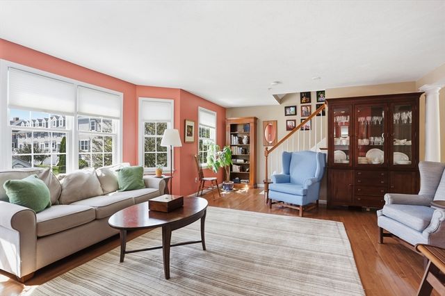 1975 Middlesex Street 4, Lowell, MA 01851