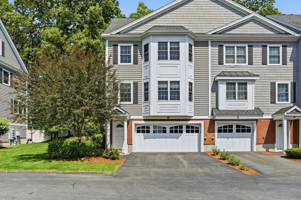1975 Middlesex Street 4, Lowell, MA 01851
