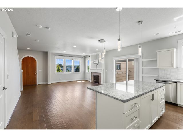 11022 Sw STOCKHOLM Dr, Wilsonville, OR 97070