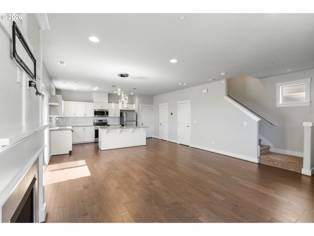 11022 Sw STOCKHOLM Dr, Wilsonville, OR 97070