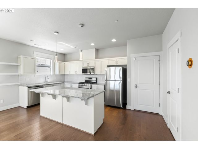 11022 Sw STOCKHOLM Dr, Wilsonville, OR 97070