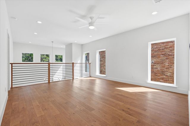 324 Valiant Drive, Rockwall, TX 75032