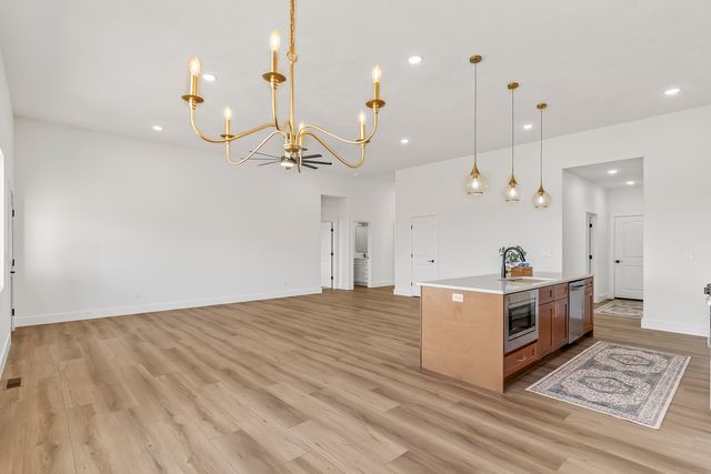 5940 S Hearthstone Court, Springfield, MO 65810