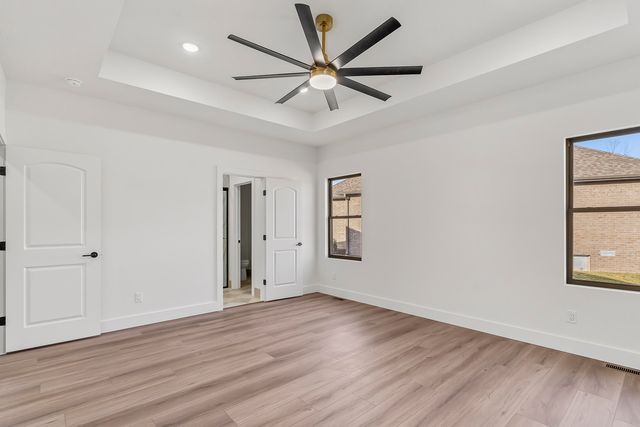 5940 S Hearthstone Court, Springfield, MO 65810