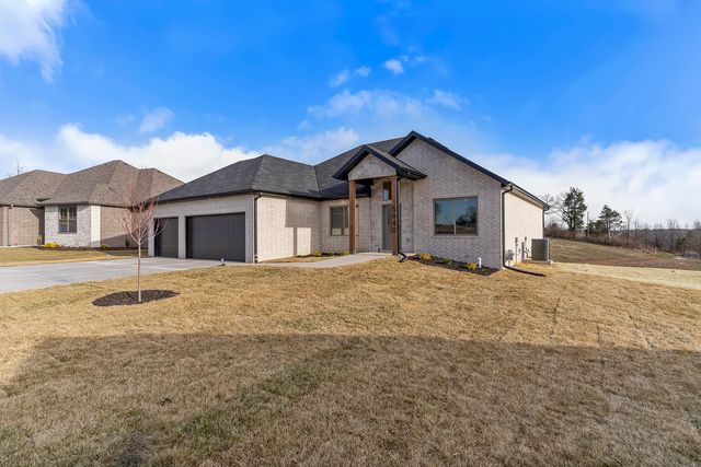 5940 S Hearthstone Court, Springfield, MO 65810