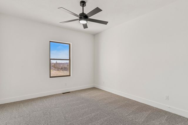 5940 S Hearthstone Court, Springfield, MO 65810