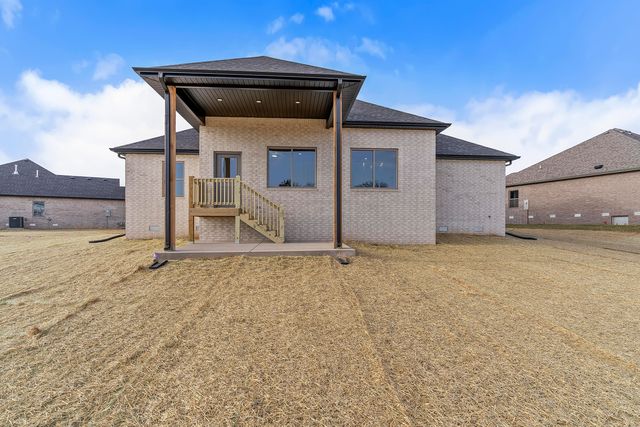 5940 S Hearthstone Court, Springfield, MO 65810