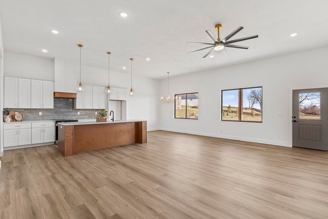 5940 S Hearthstone Court, Springfield, MO 65810