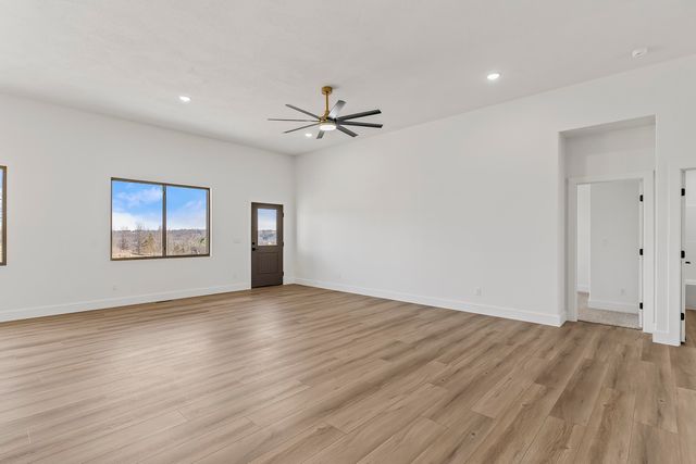 5940 S Hearthstone Court, Springfield, MO 65810