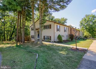 300 JUNIPER DR, Etters, PA 17319
