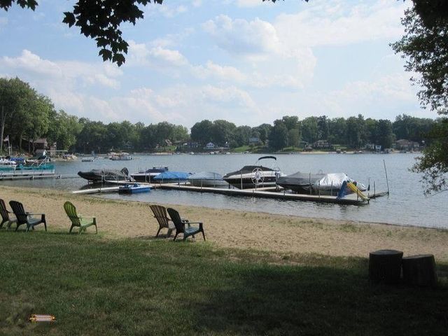 67404 Victory Shore Drive 6, Dowagiac, MI 49047