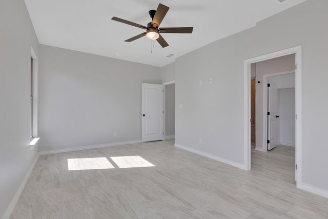 2610 Beechwood St, Midland, TX 79706