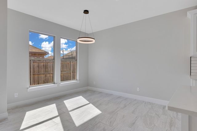 2610 Beechwood St, Midland, TX 79706