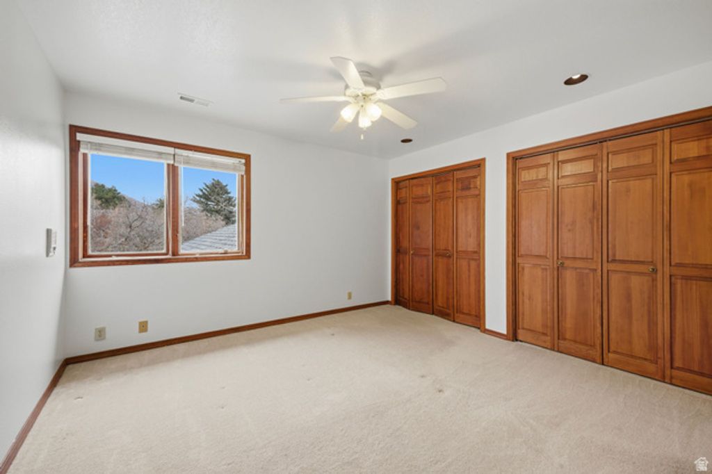 Image 29 of property listing at 32 NORTHRIDGE WAY, Sandy, UT 84092
