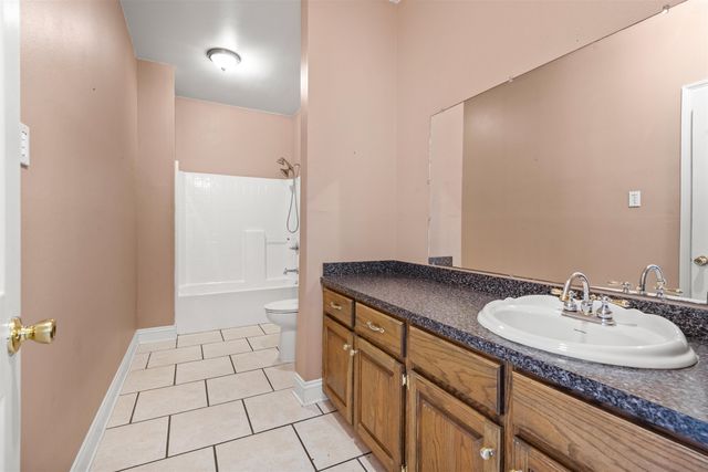 10387 East Park Ave, Houma, LA 70363