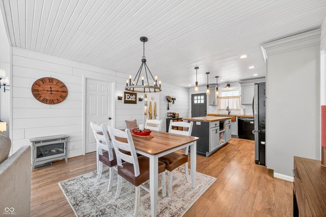 713 W Stopek Drive, Nineveh, IN 46164