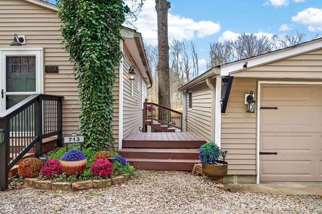 713 W Stopek Drive, Nineveh, IN 46164