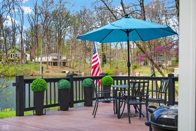 713 W Stopek Drive, Nineveh, IN 46164