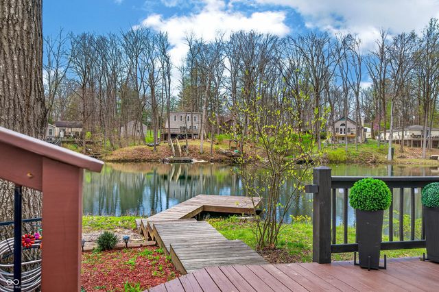 713 W Stopek Drive, Nineveh, IN 46164