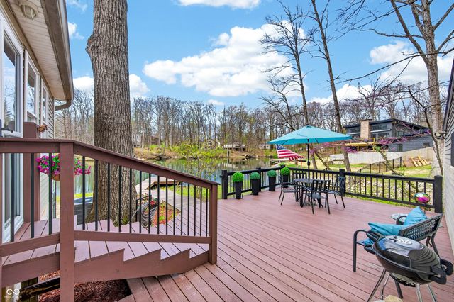 713 W Stopek Drive, Nineveh, IN 46164