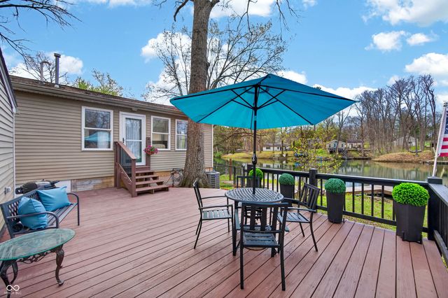 713 W Stopek Drive, Nineveh, IN 46164