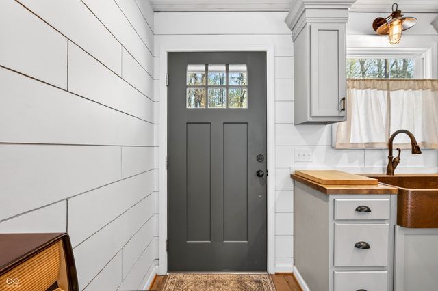 713 W Stopek Drive, Nineveh, IN 46164