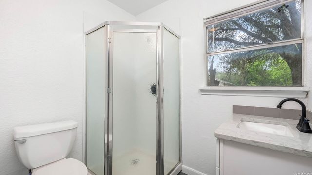 1135 Ceralvo St, San Antonio, TX 78207