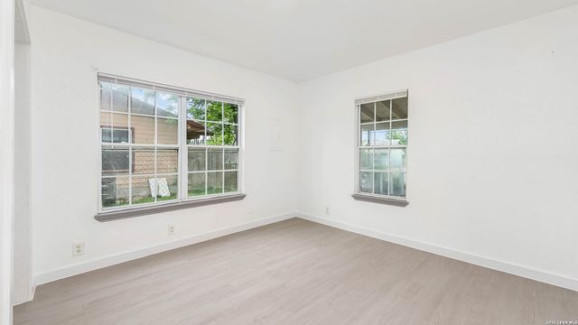 1135 Ceralvo St, San Antonio, TX 78207