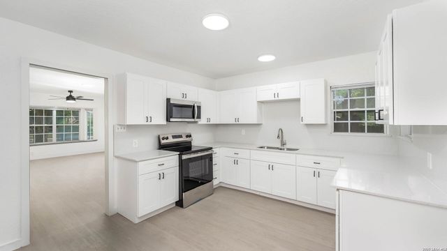 1135 Ceralvo St, San Antonio, TX 78207