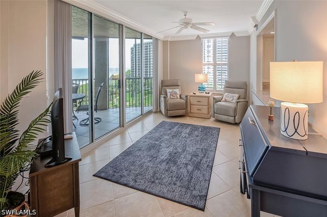 10701 Gulf Shore DR 702, Naples, FL 34108