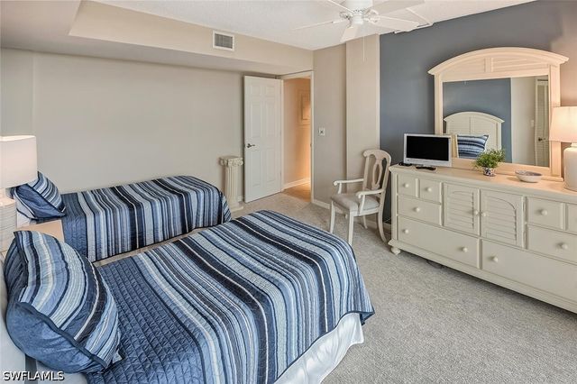 10701 Gulf Shore DR 702, Naples, FL 34108