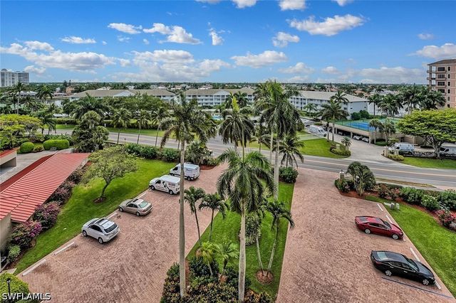 10701 Gulf Shore DR 702, Naples, FL 34108