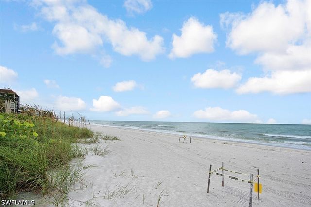 10701 Gulf Shore DR 702, Naples, FL 34108