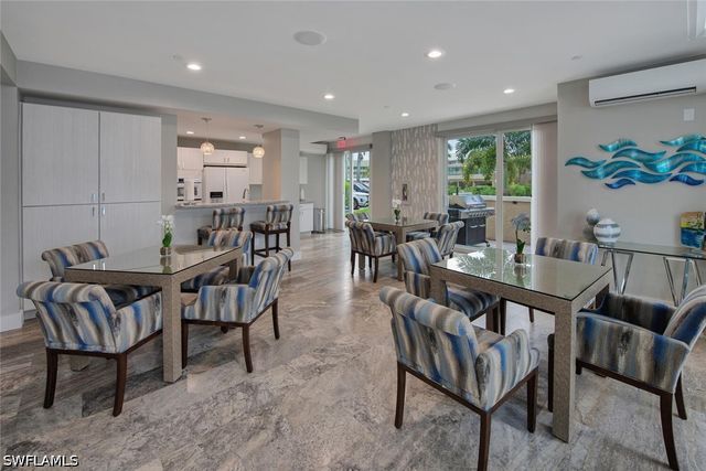 10701 Gulf Shore DR 702, Naples, FL 34108