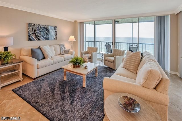 10701 Gulf Shore DR 702, Naples, FL 34108