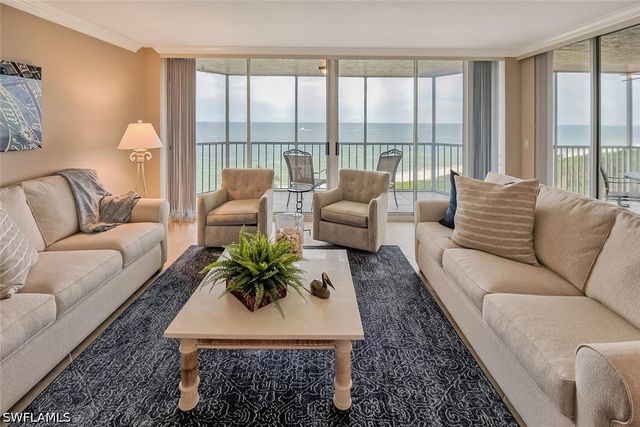 10701 Gulf Shore DR 702, Naples, FL 34108