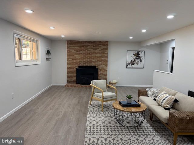6505 ACORN CT, Temple Hills, MD 20748