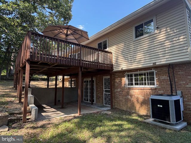 6505 ACORN CT, Temple Hills, MD 20748