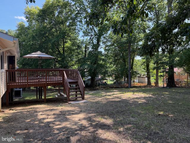 6505 ACORN CT, Temple Hills, MD 20748