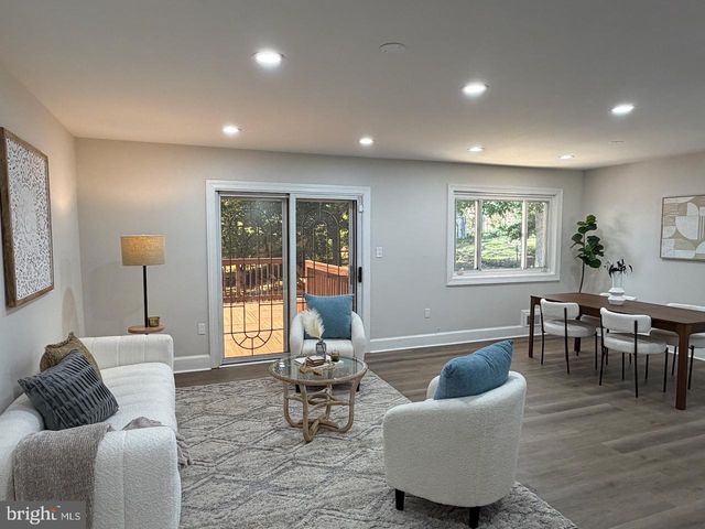 6505 ACORN CT, Temple Hills, MD 20748