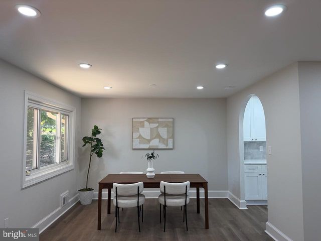 6505 ACORN CT, Temple Hills, MD 20748