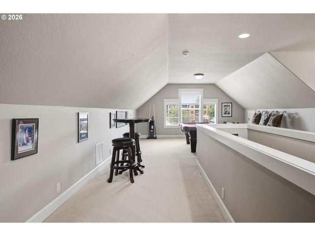 1634 Se SPOKANE St, Portland, OR 97202