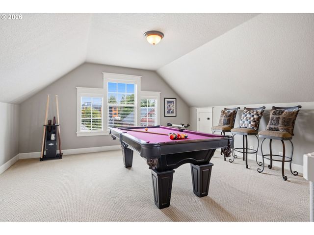 1634 Se SPOKANE St, Portland, OR 97202