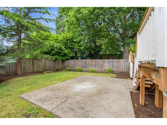 1634 Se SPOKANE St, Portland, OR 97202
